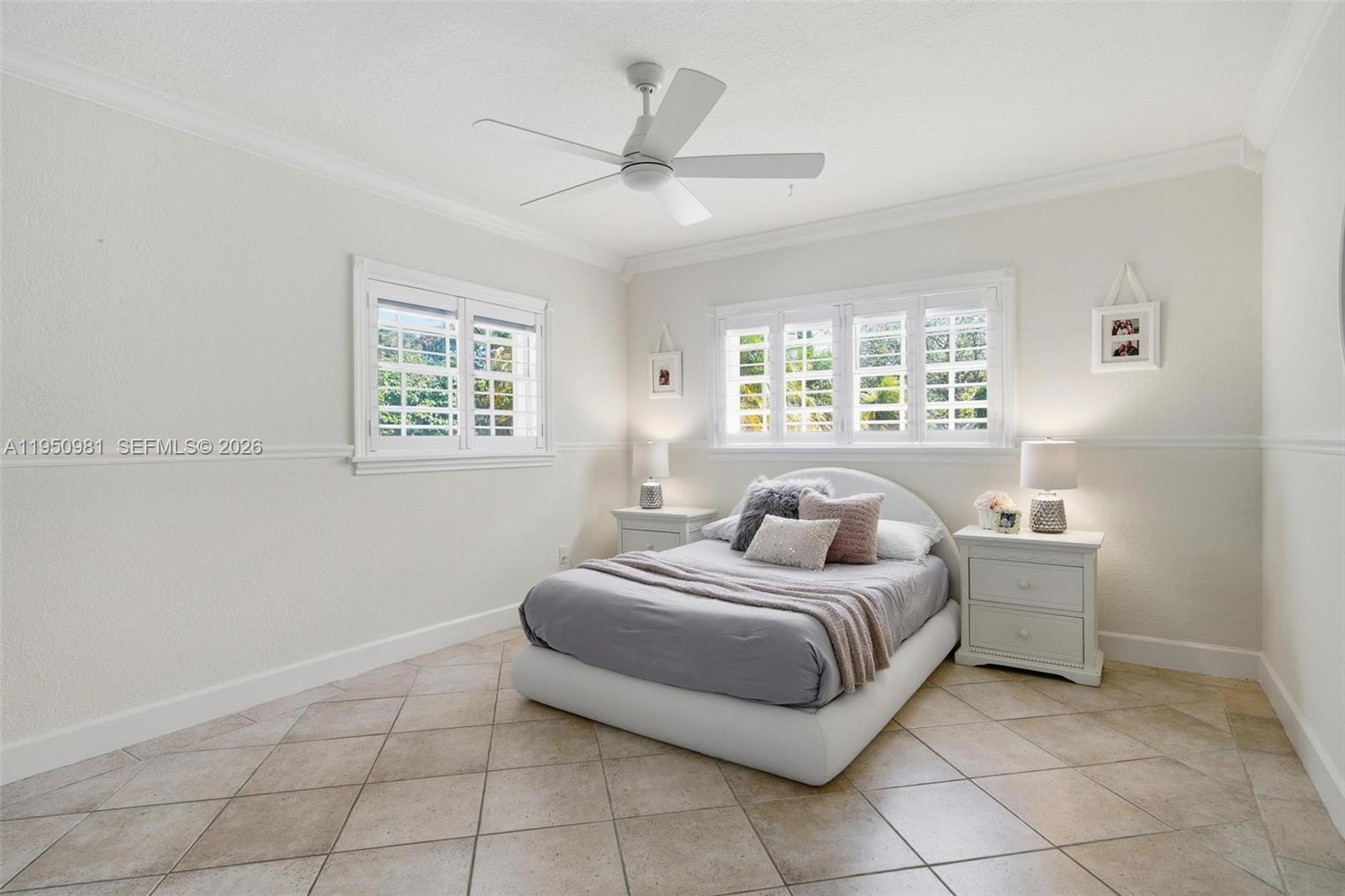 6801 SW 126th Ter Pinecrest, FL 33156