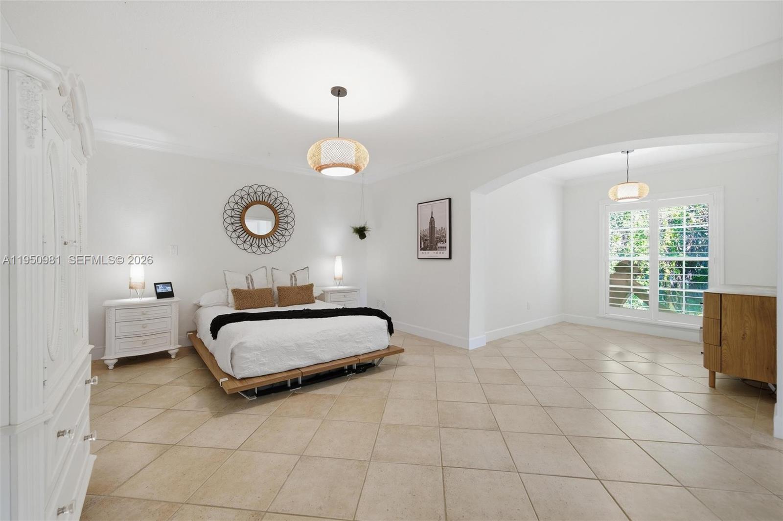 6801 SW 126th Ter Pinecrest, FL 33156