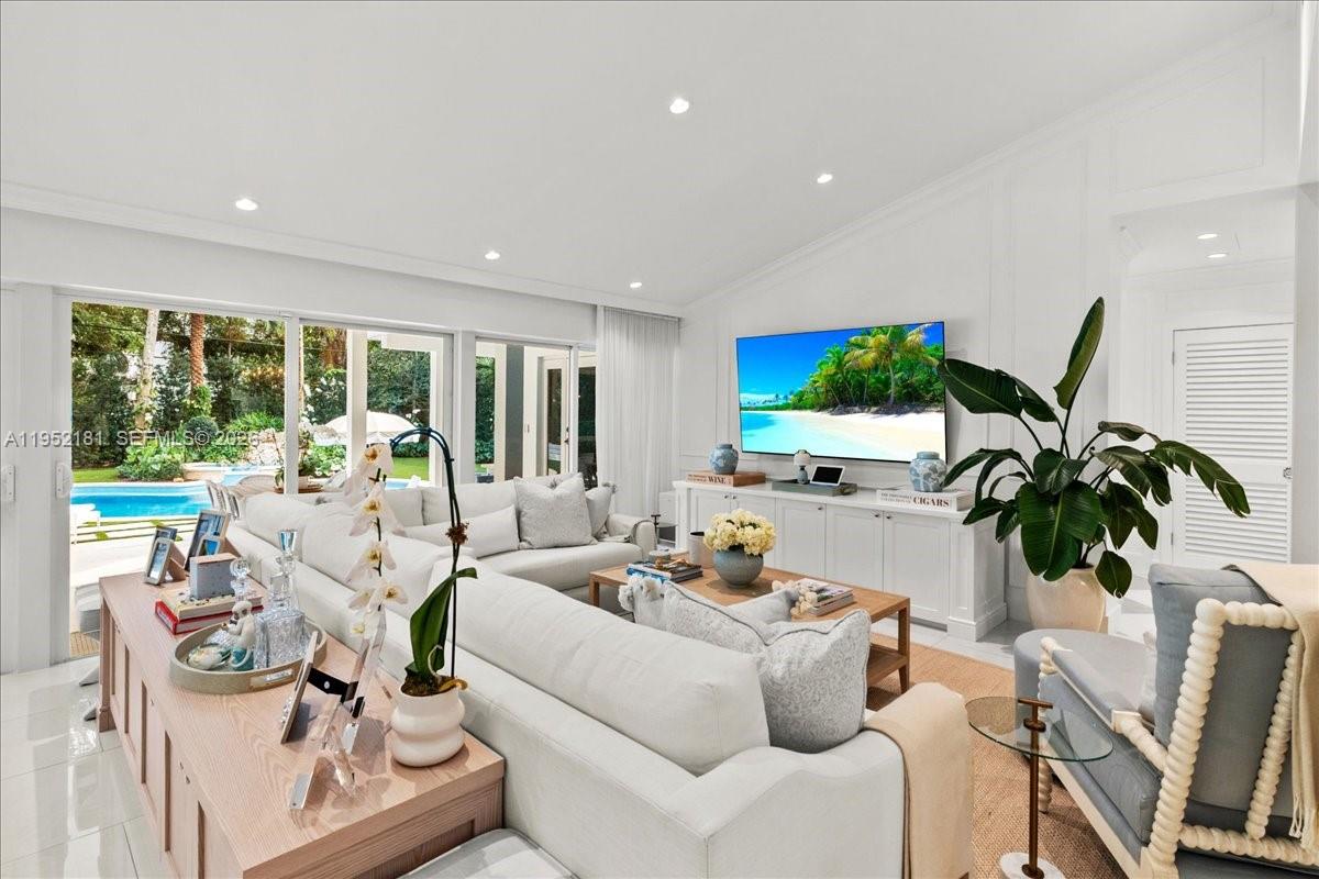 722 Aledo Ave Coral Gables, FL 33134