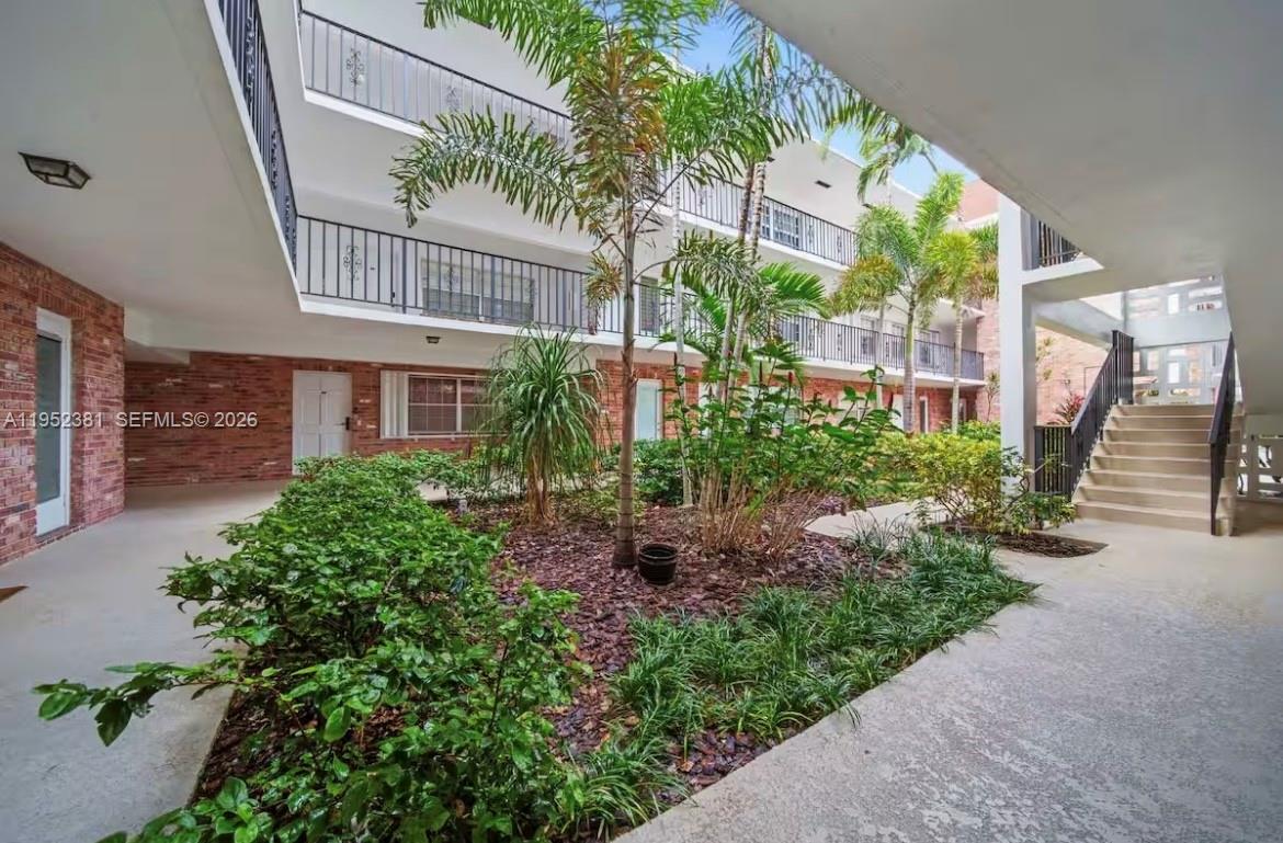 2424 NE 9th St #307 Fort Lauderdale, FL 33304