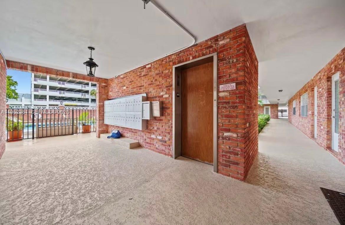 2424 NE 9th St #307 Fort Lauderdale, FL 33304