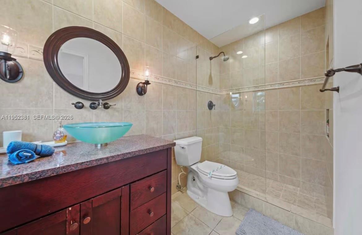 2424 NE 9th St #307 Fort Lauderdale, FL 33304