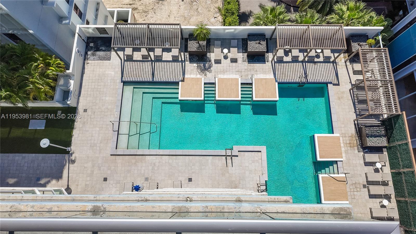 image Brickell Ten10