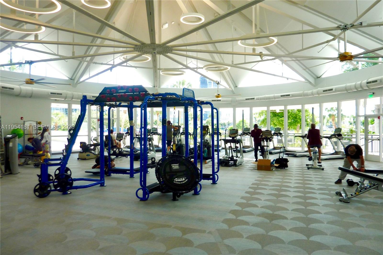 2500 Parkview Dr #2315 Hallandale Beach, FL 33009