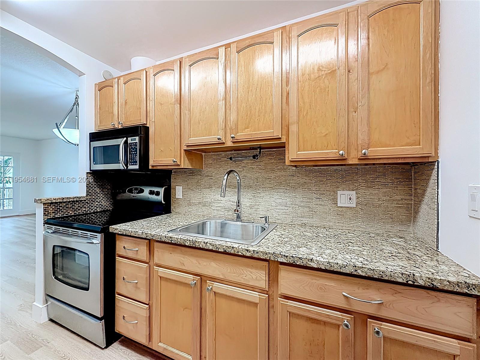 2424 SE 17th Cswy #312B Fort Lauderdale, FL 33316