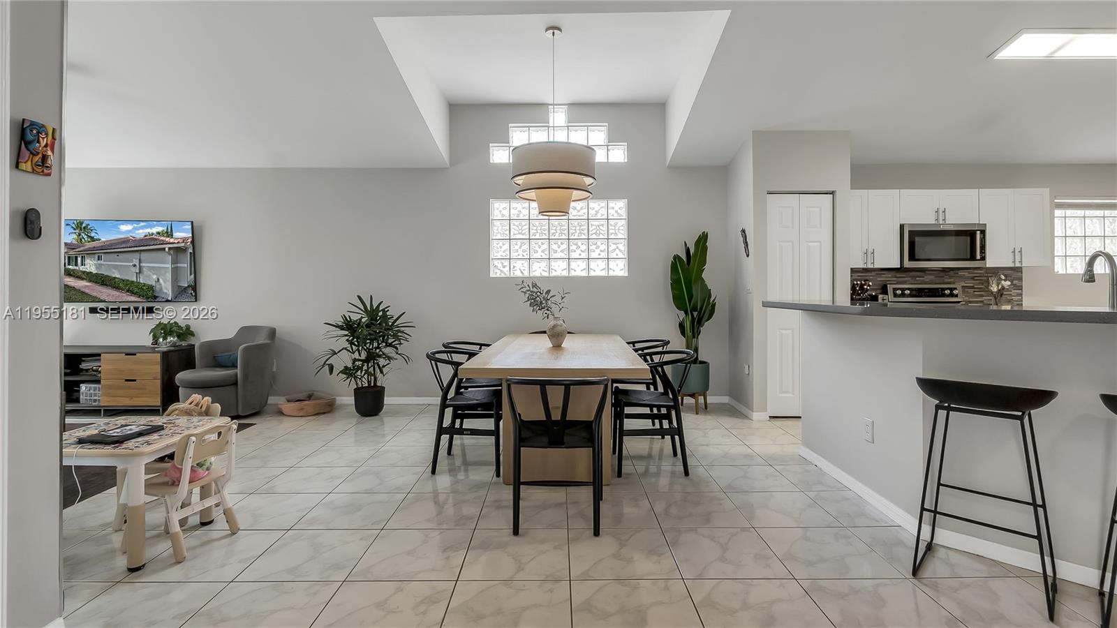 17080 NW 10th St Pembroke Pines, FL 33028