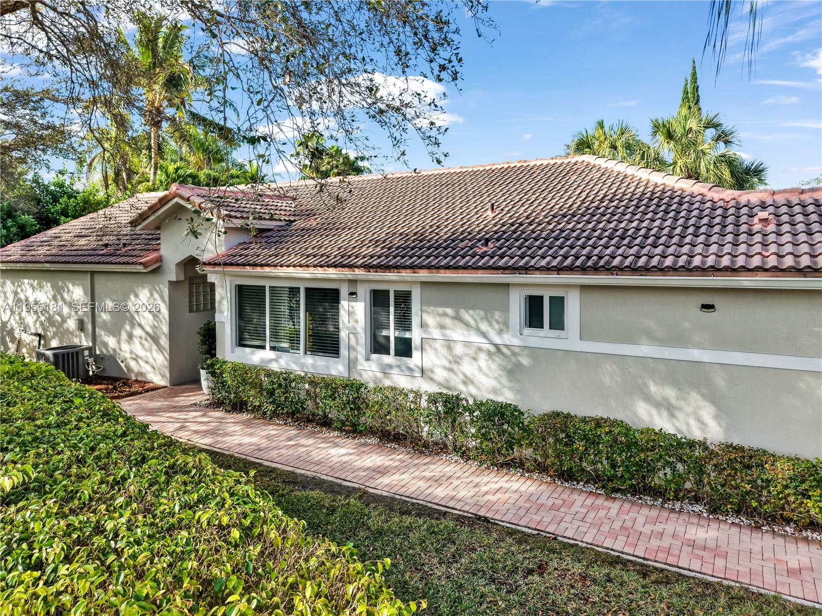 17080 NW 10th St Pembroke Pines, FL 33028