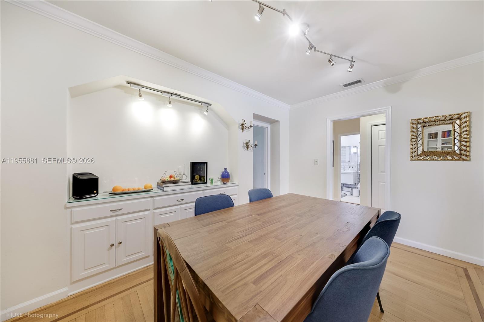 717 NE 73rd St Miami, FL 33138