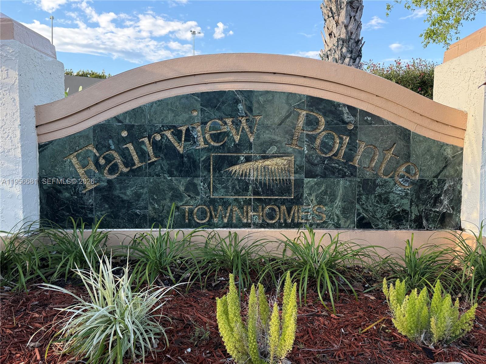 712 W Palm Aire Dr Pompano Beach, FL 33069