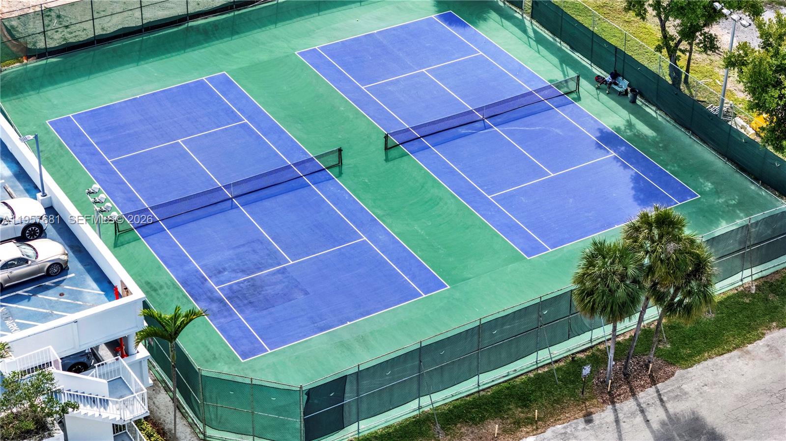 image Arlen House East43