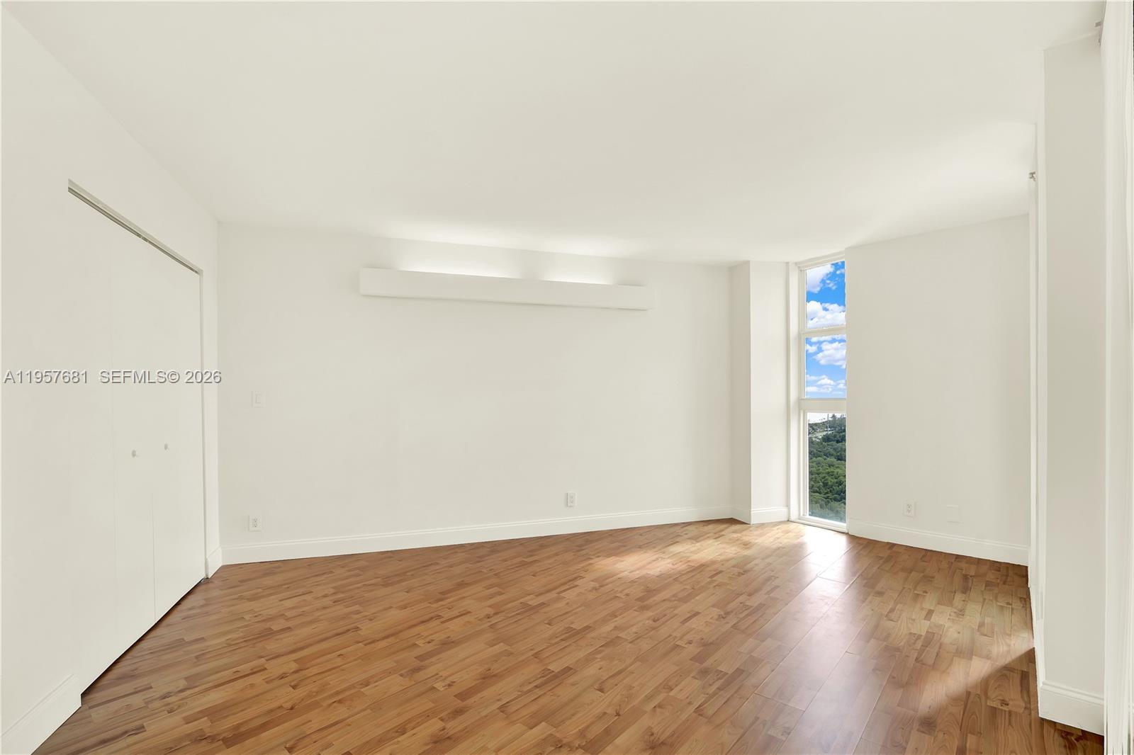 image Arlen House East8