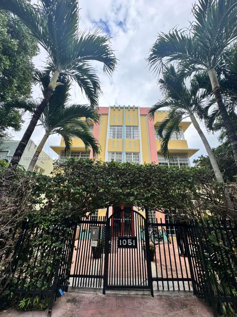 1051 Meridian Ave #1C