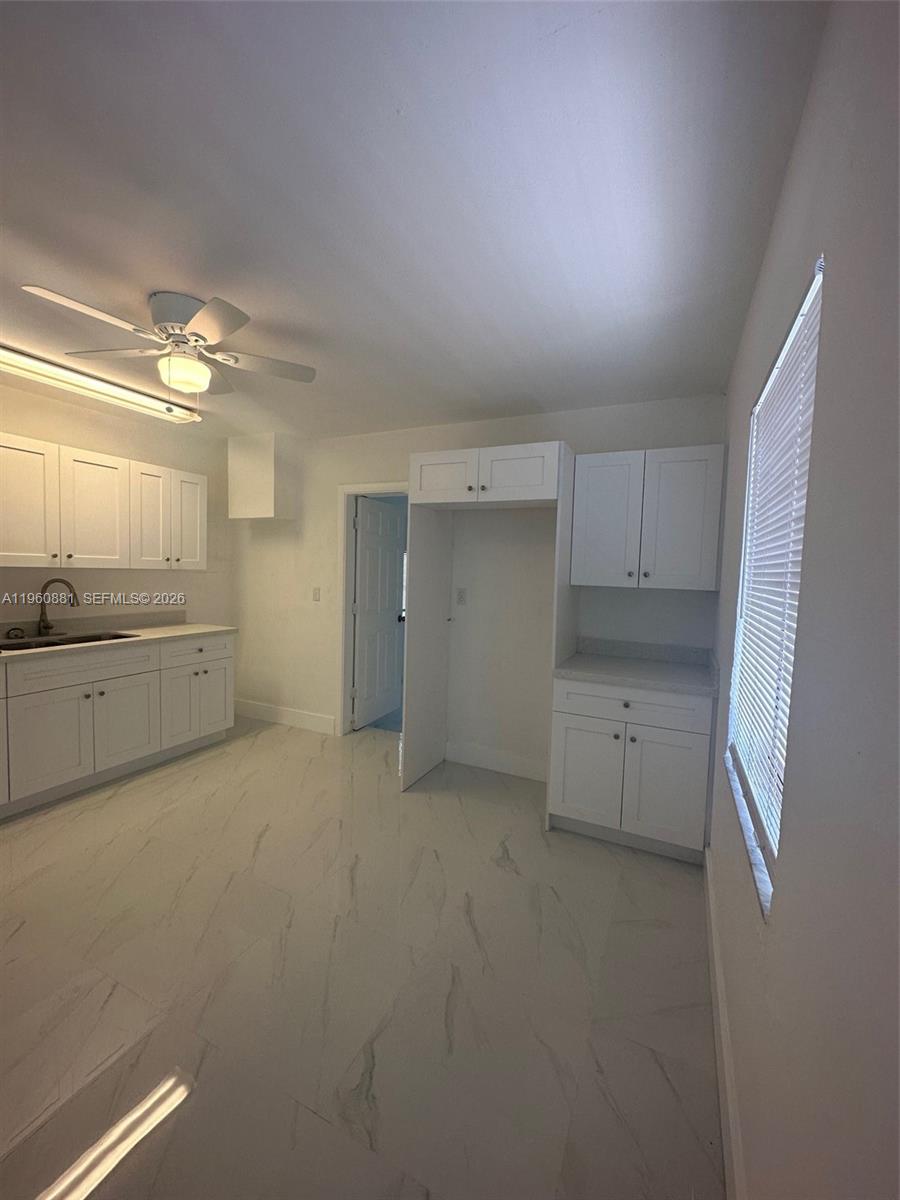 215 SW 21st Way Fort Lauderdale, FL 33312