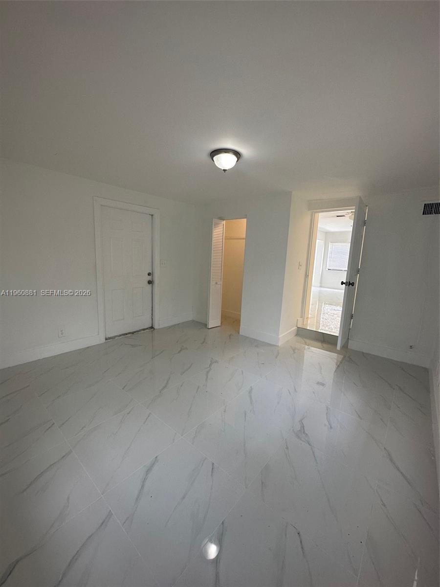 215 SW 21st Way Fort Lauderdale, FL 33312