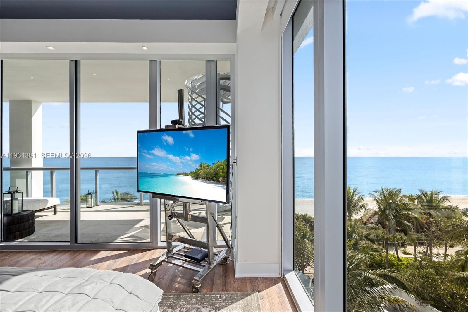 image The Carillon South Tower26