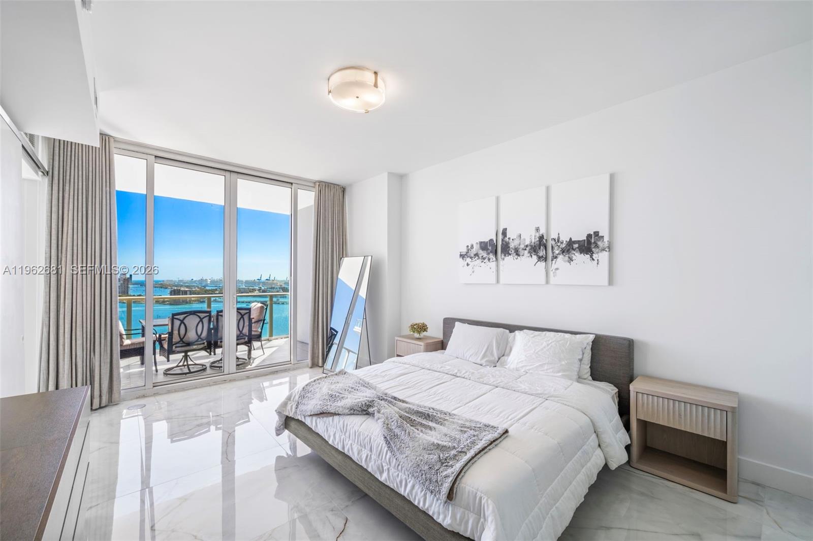 image Paramount Bay7