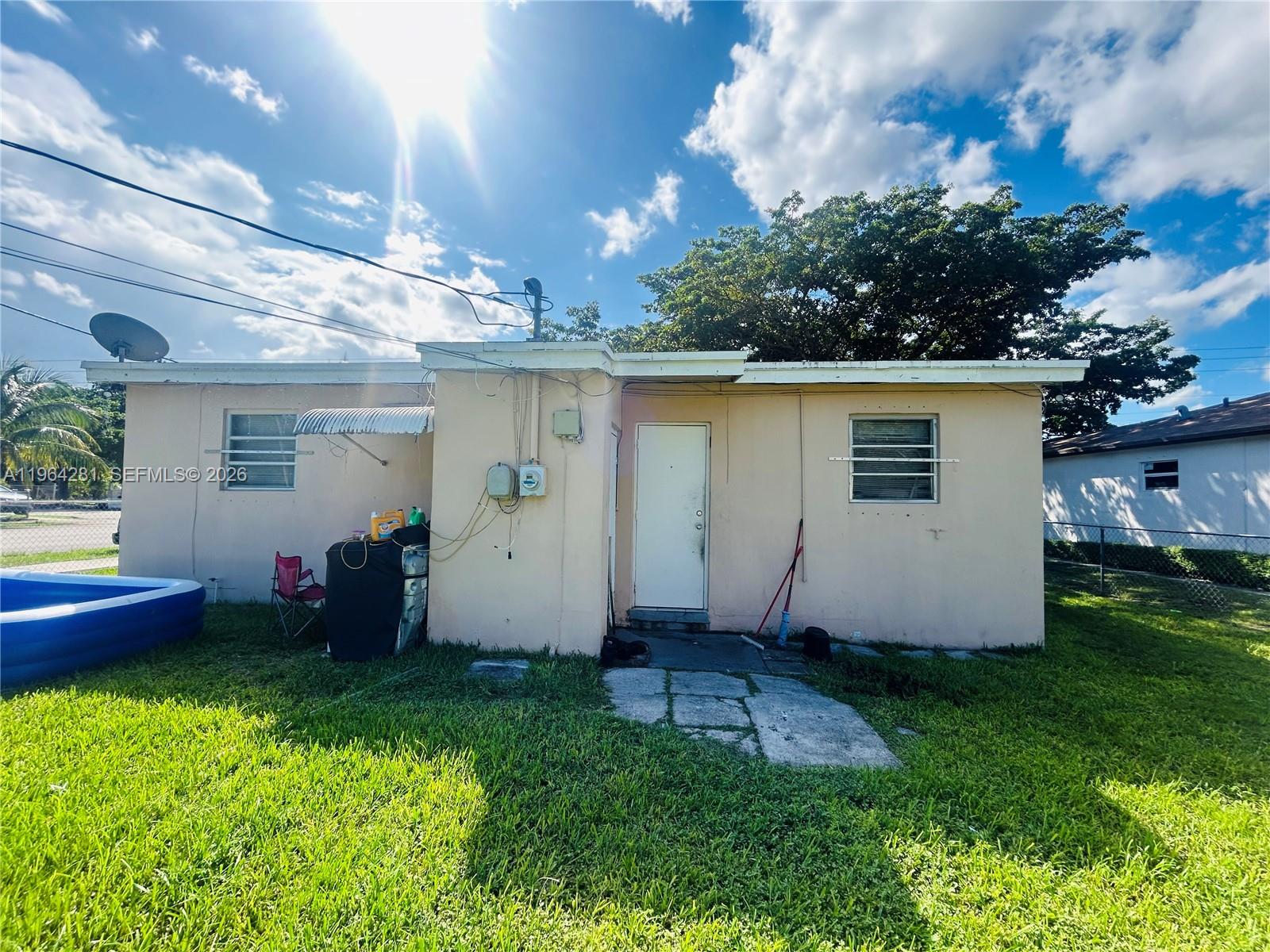 17645 SW 104th Ave Miami, FL 33157