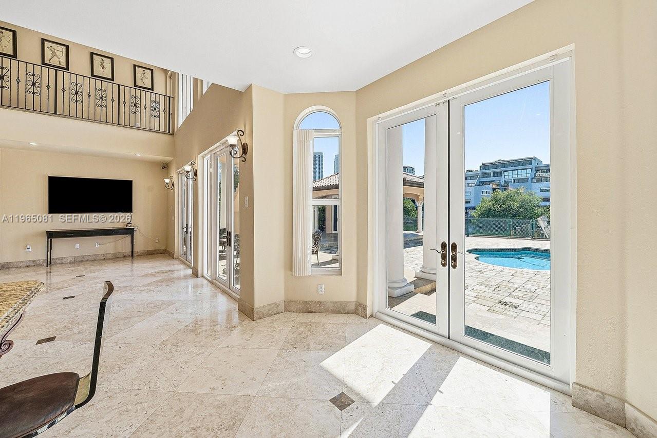 306 Atlantic Ave Sunny Isles Beach, FL 33160