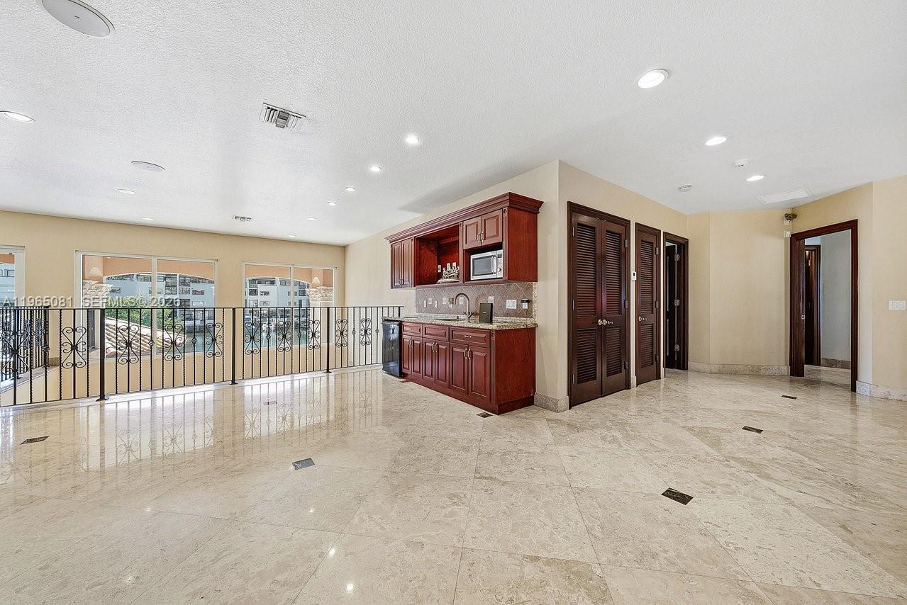 306 Atlantic Ave Sunny Isles Beach, FL 33160