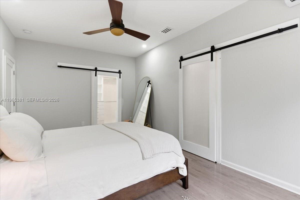 1737 SW 10th St Miami, FL 33135