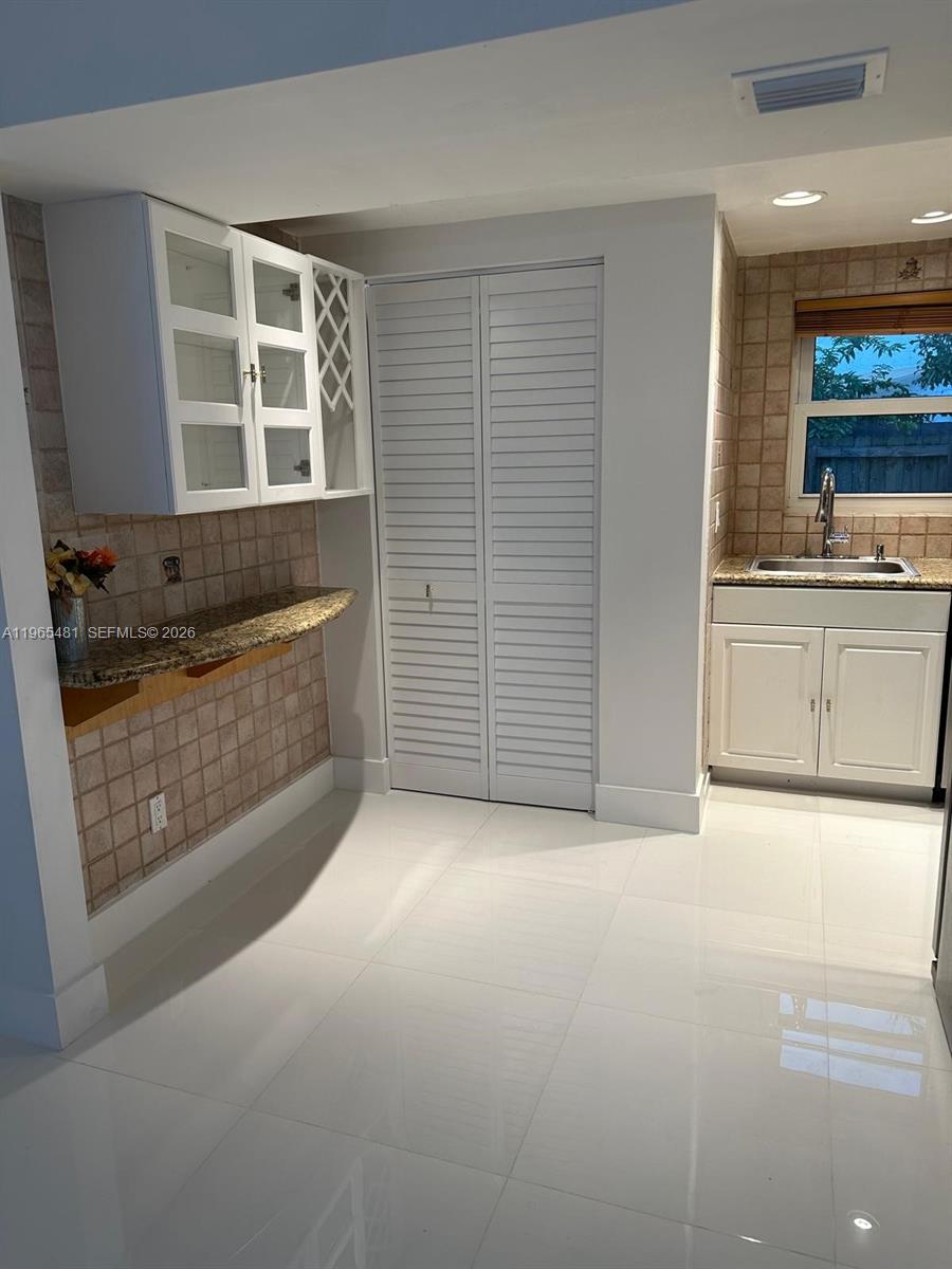 10916 SW 70th Ter Miami, FL 33173