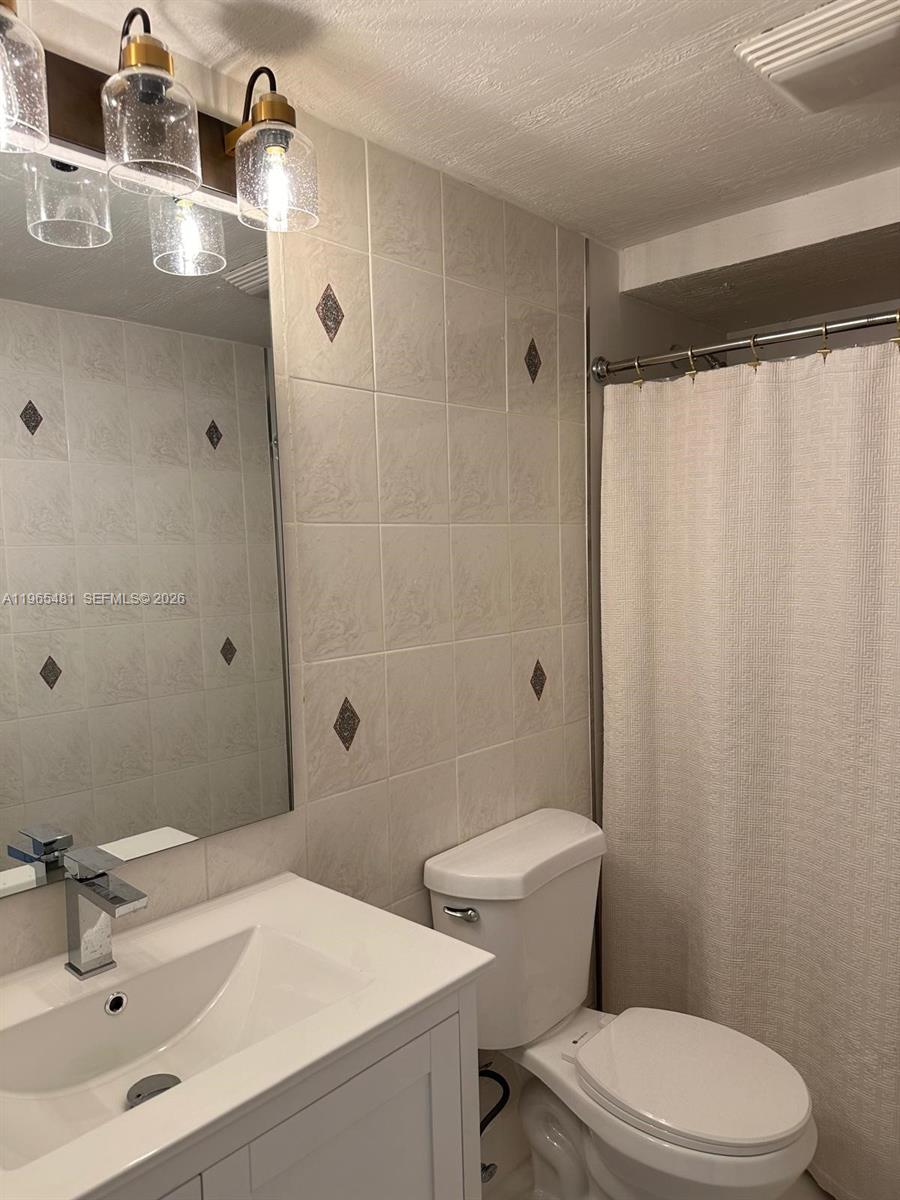 10916 SW 70th Ter Miami, FL 33173