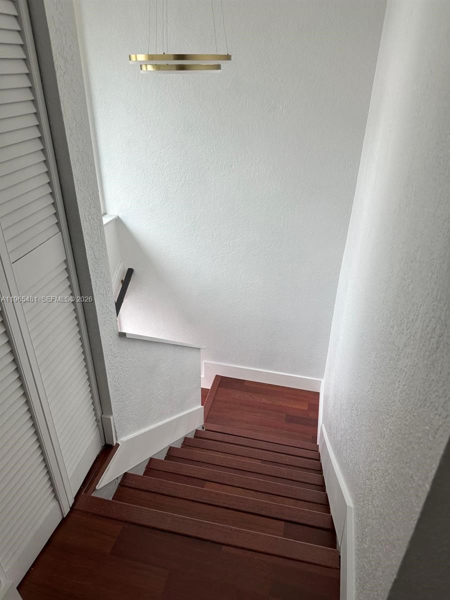 10916 SW 70th Ter Miami, FL 33173