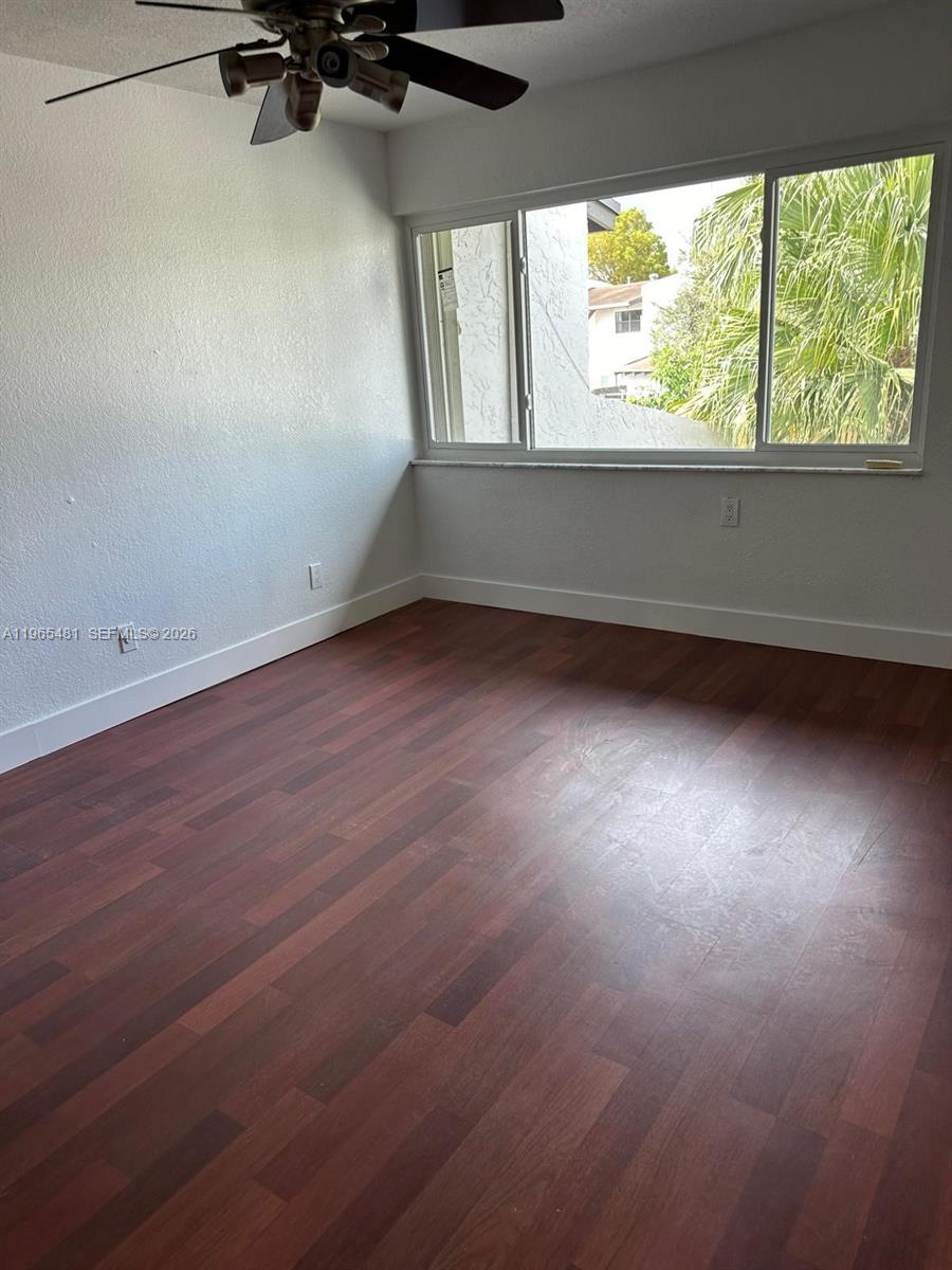 10916 SW 70th Ter Miami, FL 33173