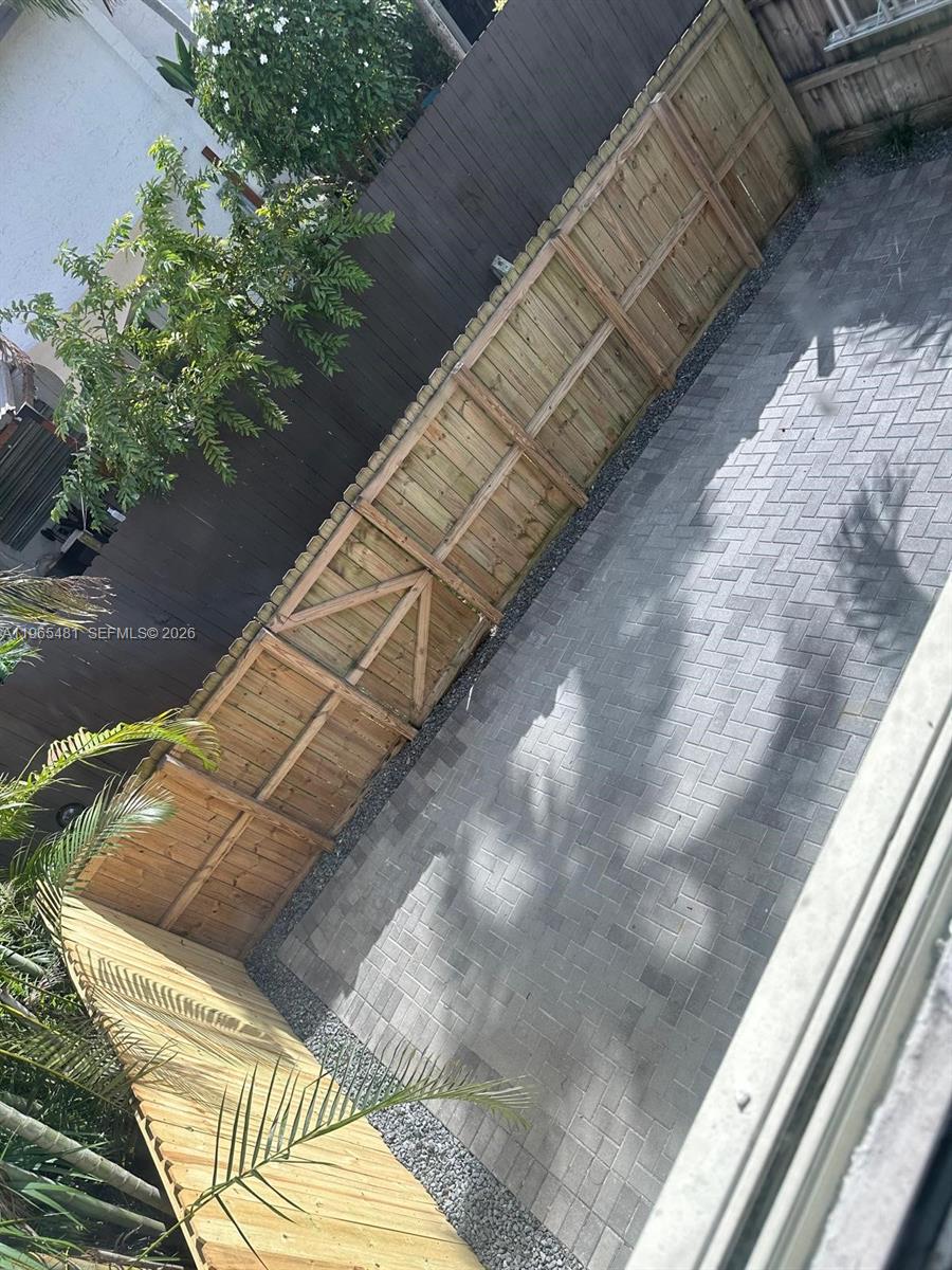 10916 SW 70th Ter Miami, FL 33173