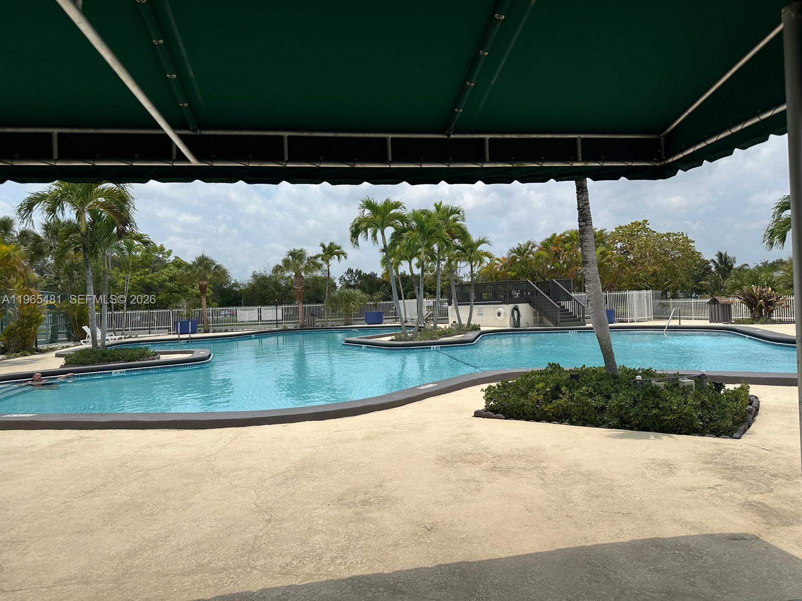 10916 SW 70th Ter Miami, FL 33173