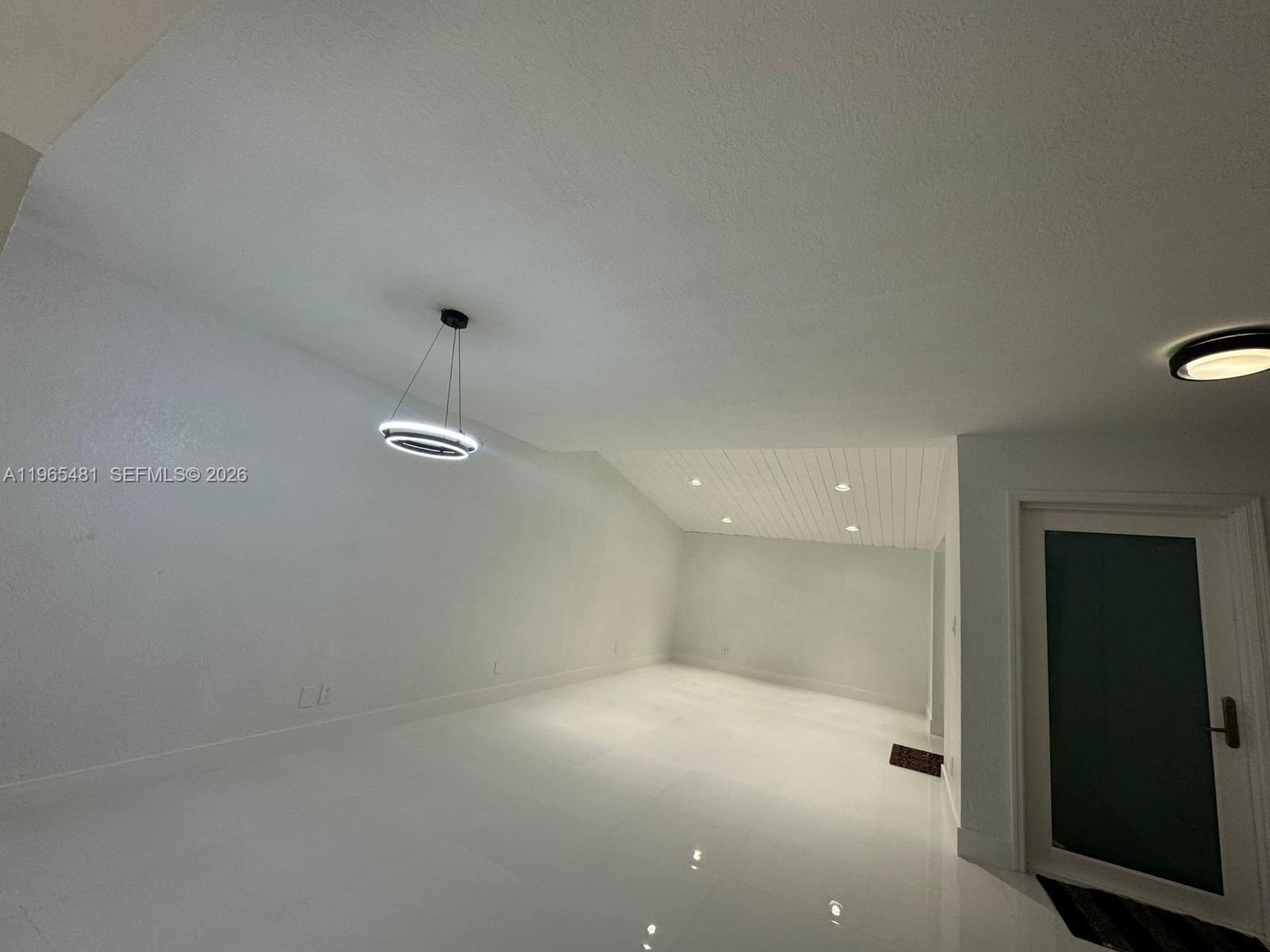 10916 SW 70th Ter Miami, FL 33173