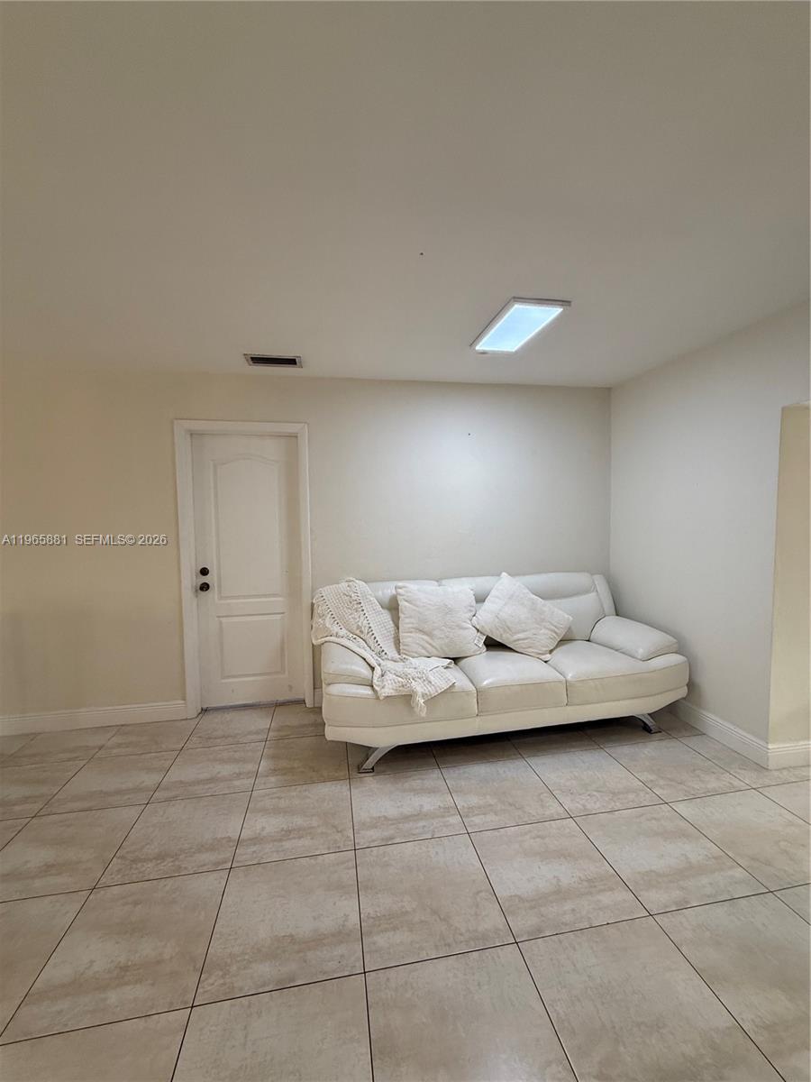 3521 SW 99th Ct Miami, FL 33165