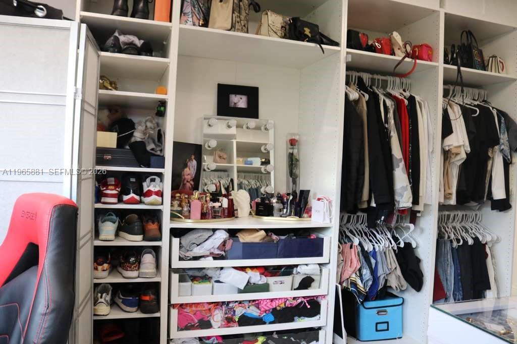 3521 SW 99th Ct Miami, FL 33165