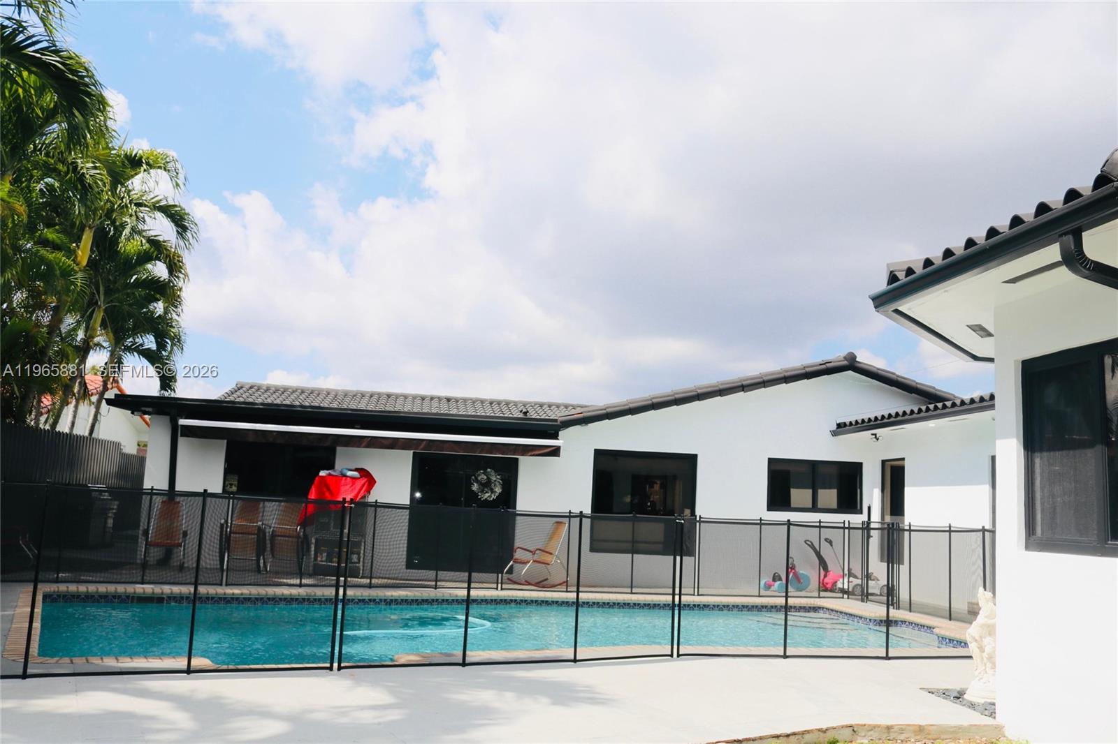 3521 SW 99th Ct Miami, FL 33165