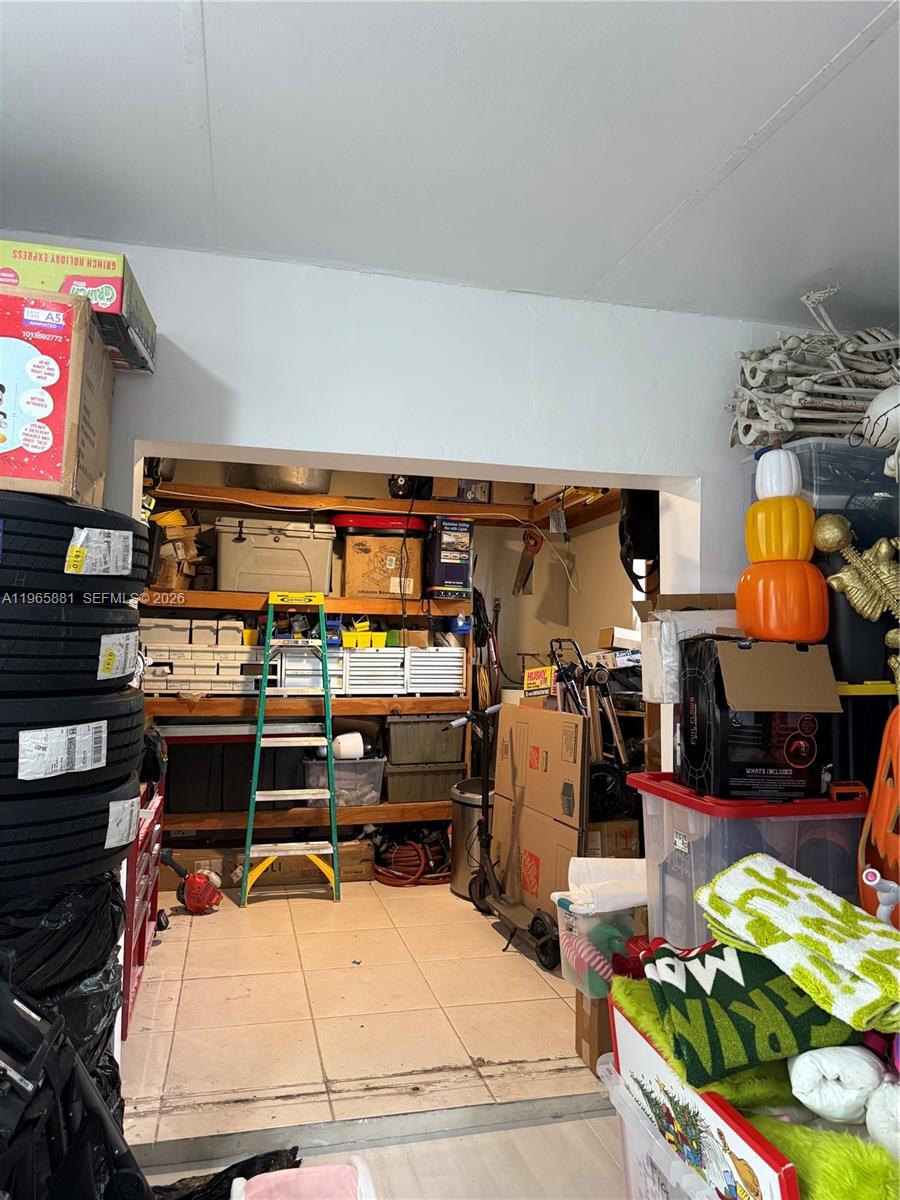 3521 SW 99th Ct Miami, FL 33165