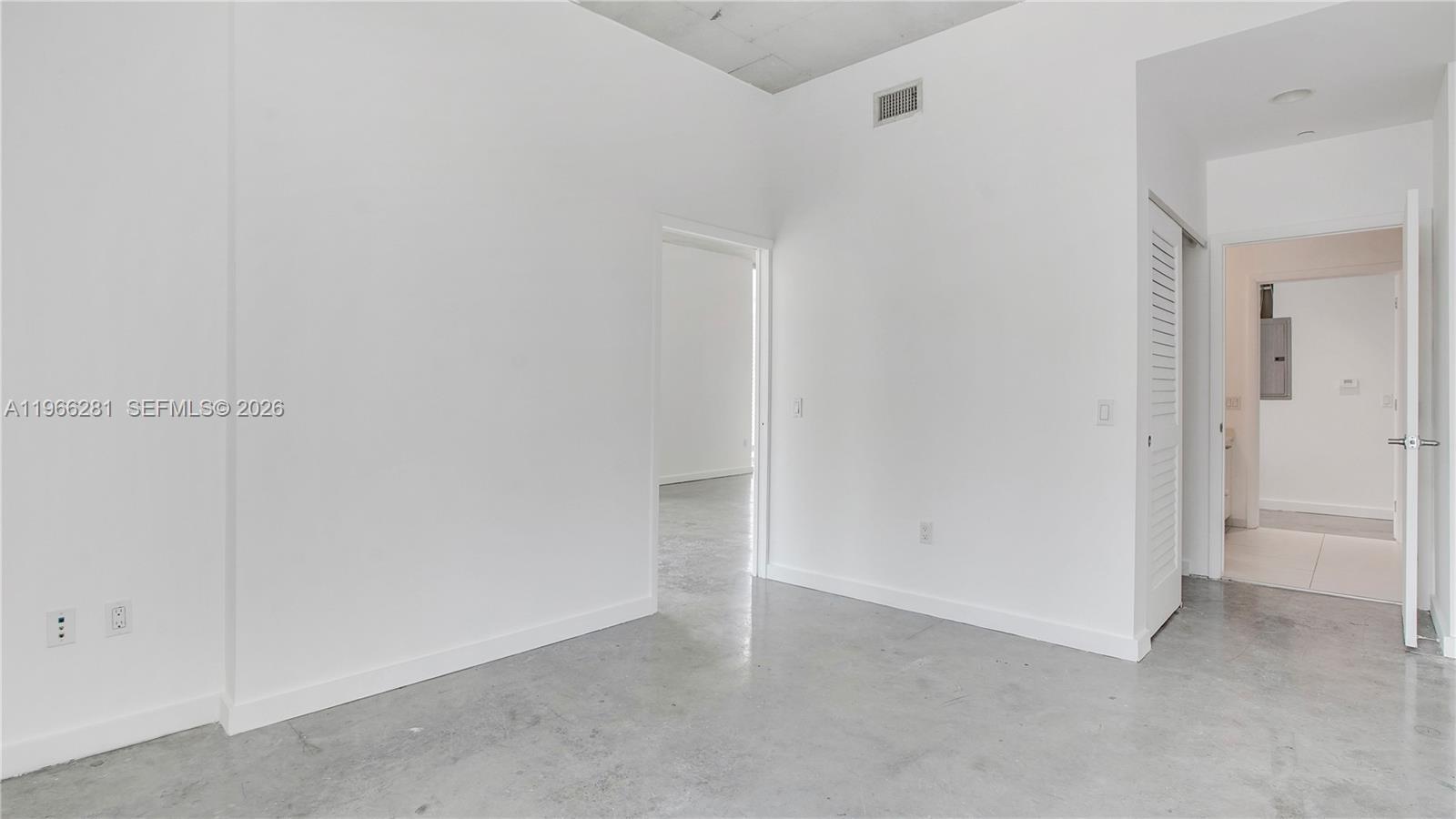 151 SE 1st St #2101 Miami, FL 33131