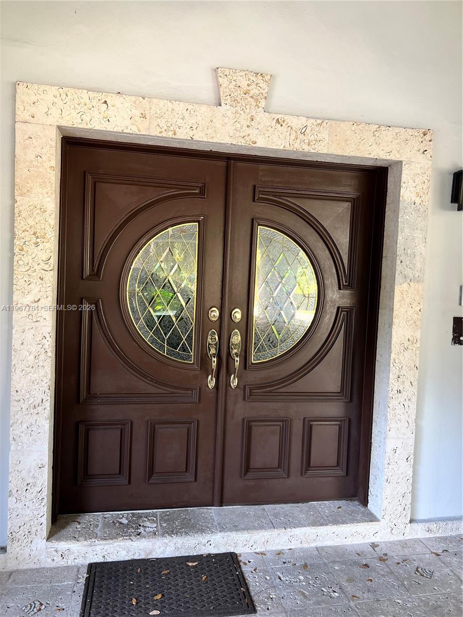 6284 SW 26th St Miami, FL 33155