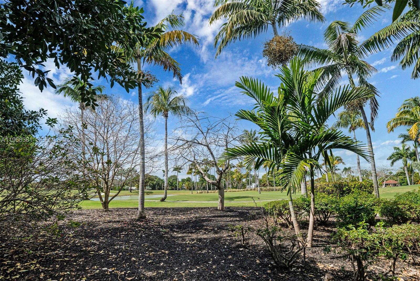 5220 La Gorce Dr Miami Beach, FL 33140