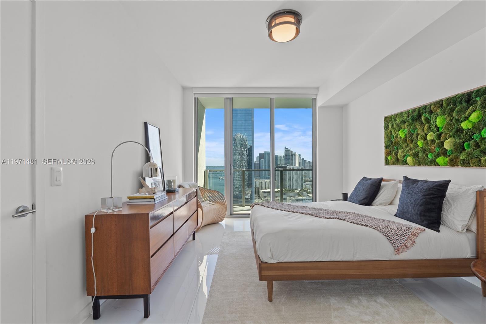 2900 NE 7th Ave #3107 Miami, FL 33137