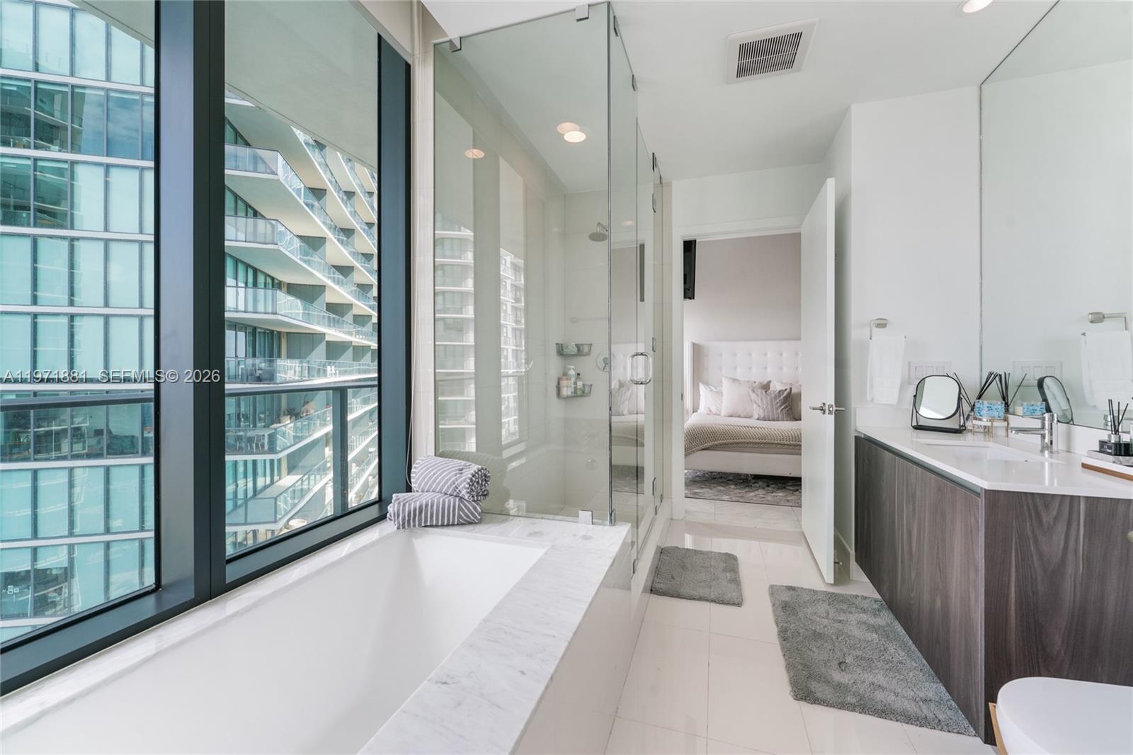 480 NE 31st St #3407 Miami, FL 33137