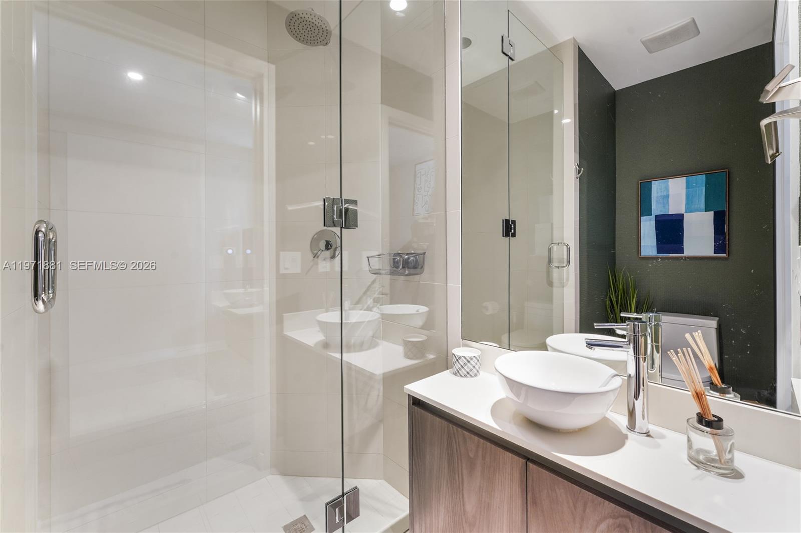 480 NE 31st St #3407 Miami, FL 33137