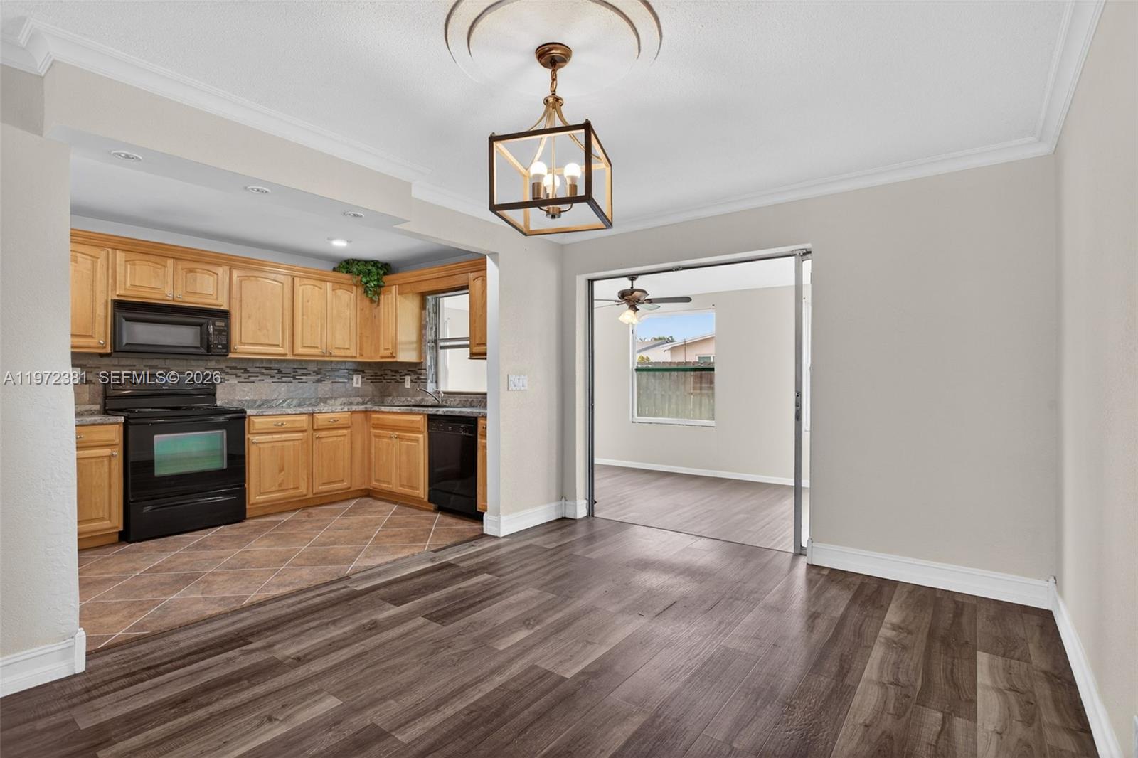 6533 NW 1st St Margate, FL 33063