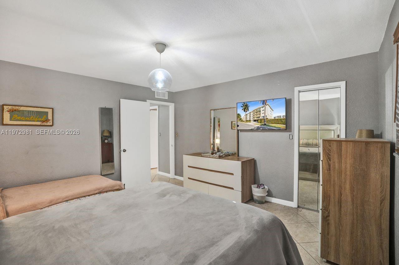 3665 NE 167th St #208 North Miami Beach, FL 33160