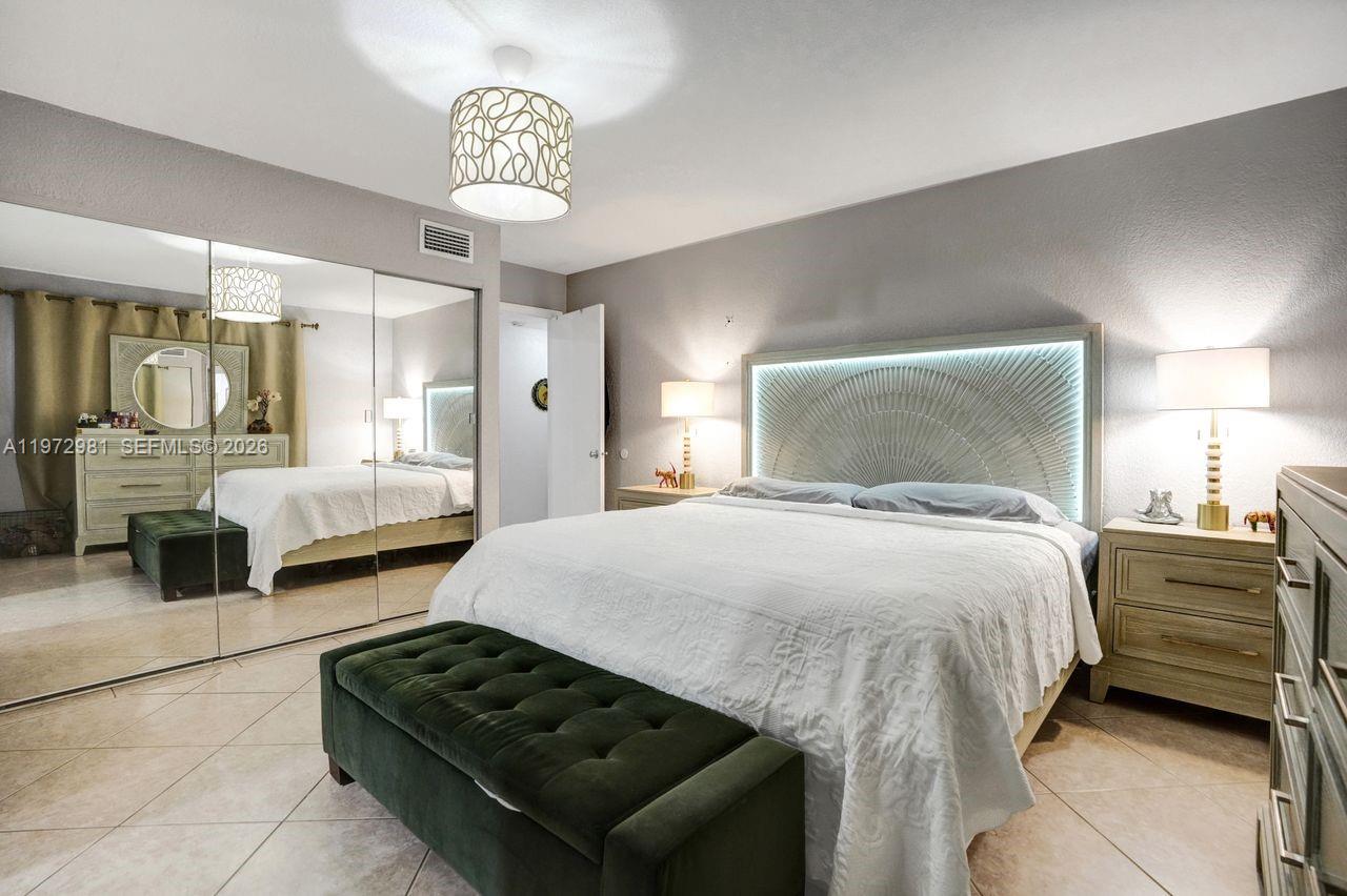 3665 NE 167th St #208 North Miami Beach, FL 33160