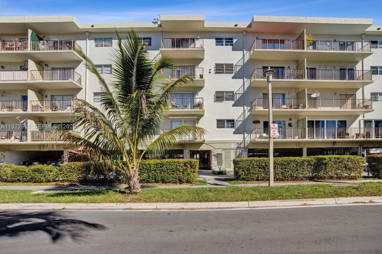 3665 NE 167th St #208 North Miami Beach, FL 33160