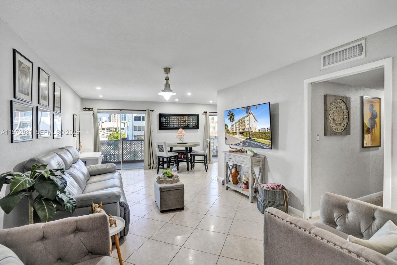 3665 NE 167th St #208 North Miami Beach, FL 33160