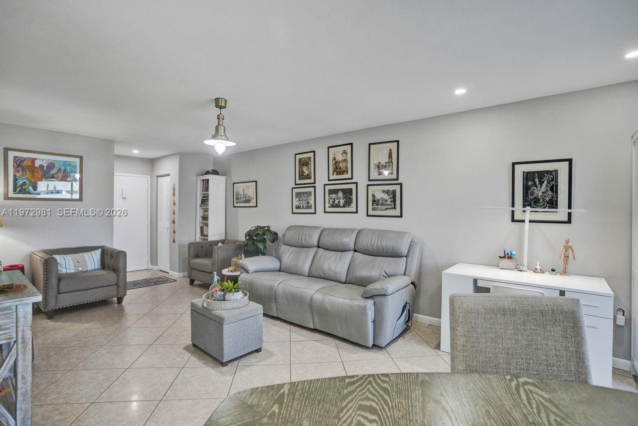 3665 NE 167th St #208 North Miami Beach, FL 33160