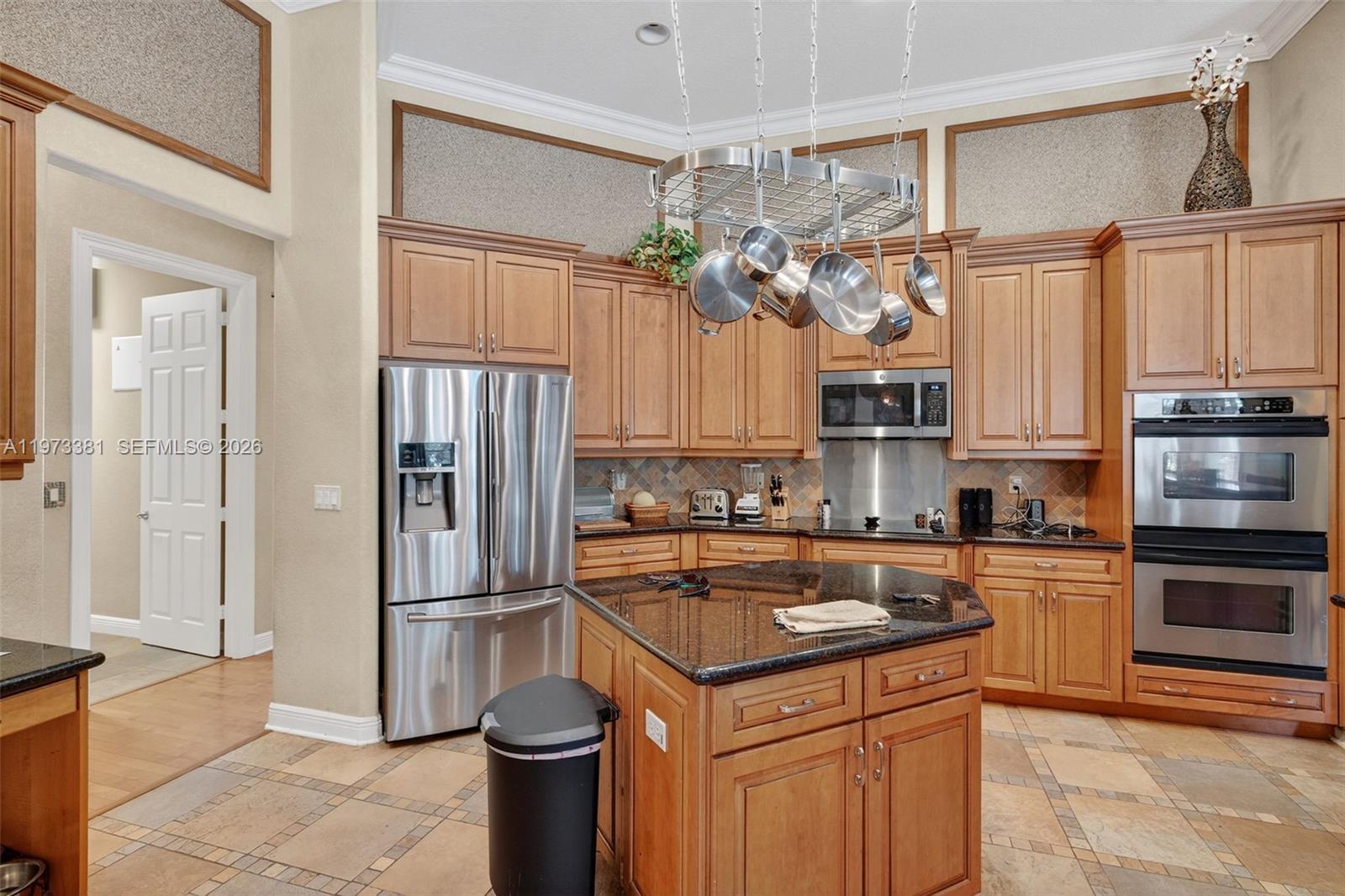 3792 Churchill Downs Dr Davie, FL 33328