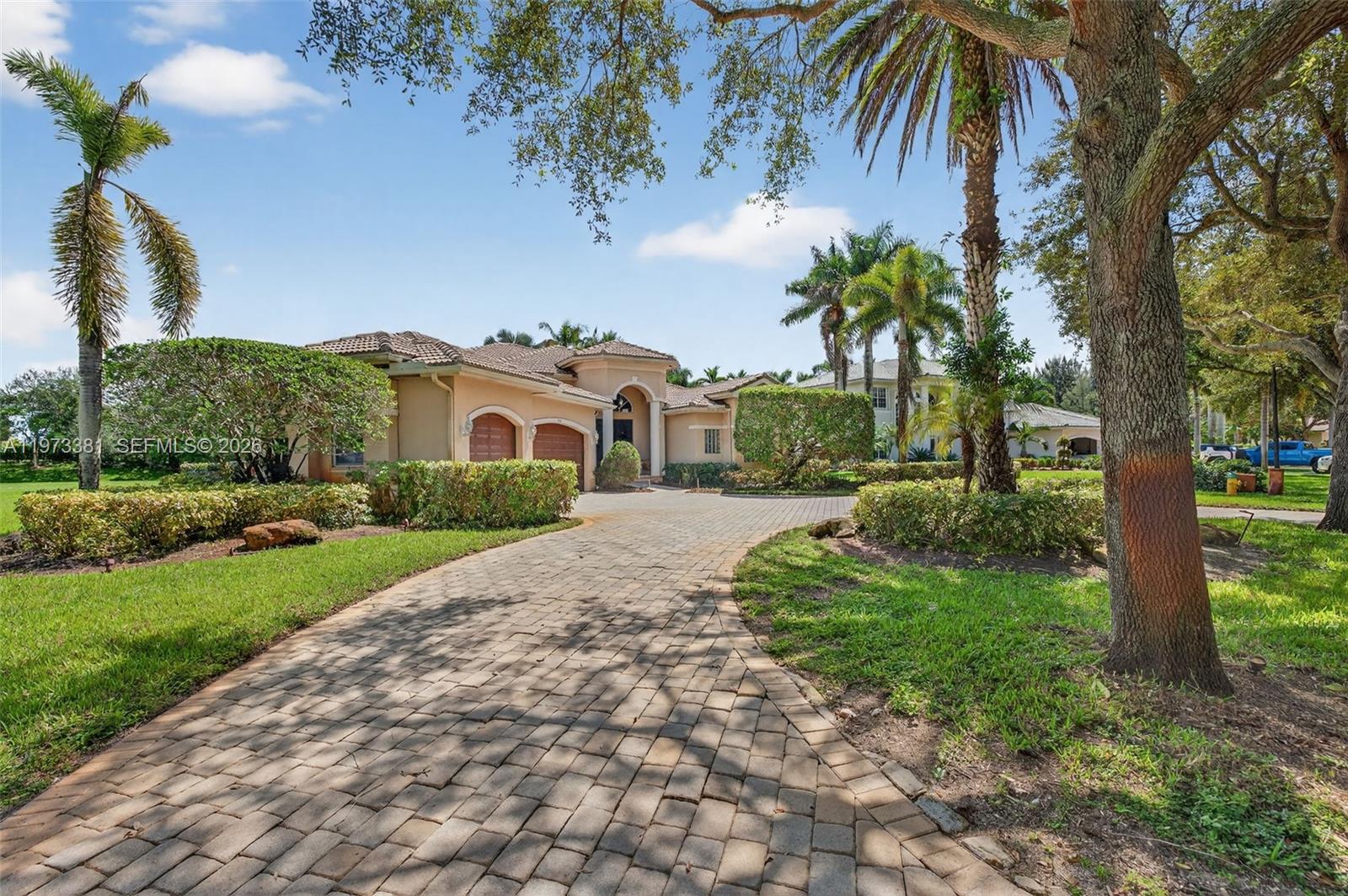 3792 Churchill Downs Dr Davie, FL 33328