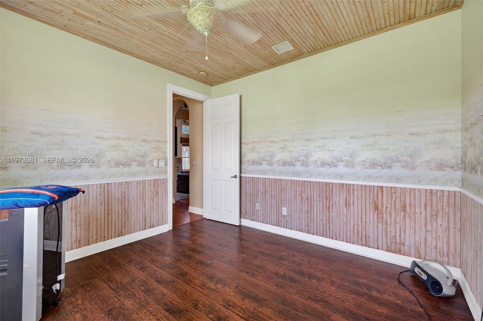 3792 Churchill Downs Dr Davie, FL 33328